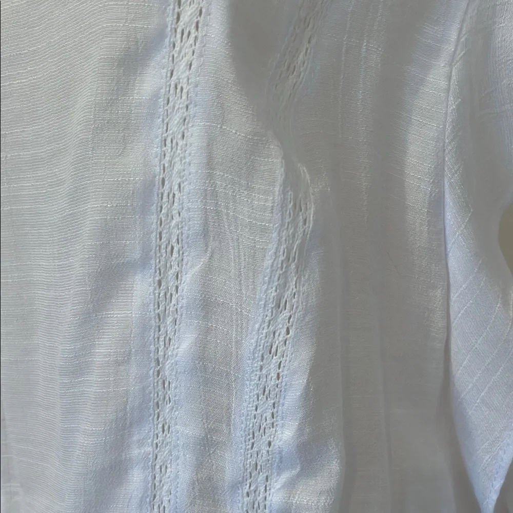 Zac & Rachel White Blouse with Elegant Design size XL - Picture 6 of 11